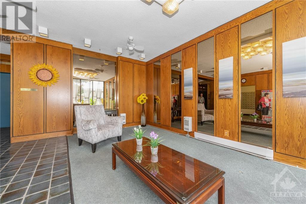 1285 Cahill Drive Unit#1704, Ottawa, Ontario  K1V 9P8 - Photo 5 - 1360874