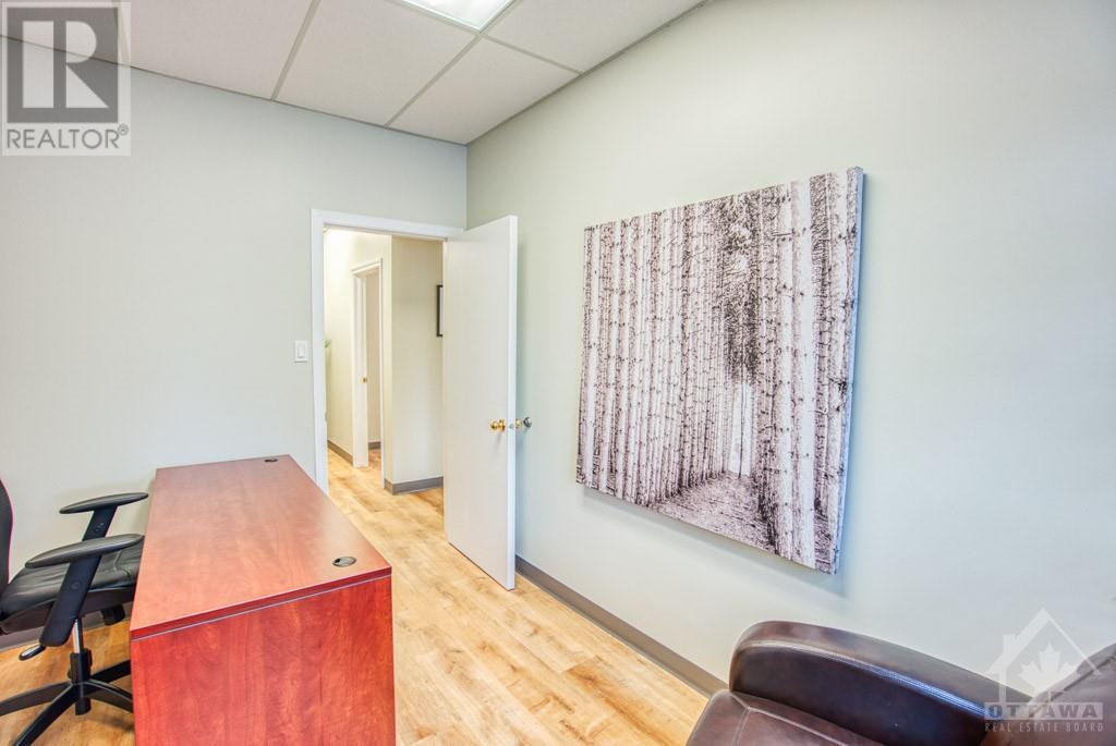 84 Centrepointe Drive, Ottawa, Ontario  K2G 6B1 - Photo 13 - 1358485