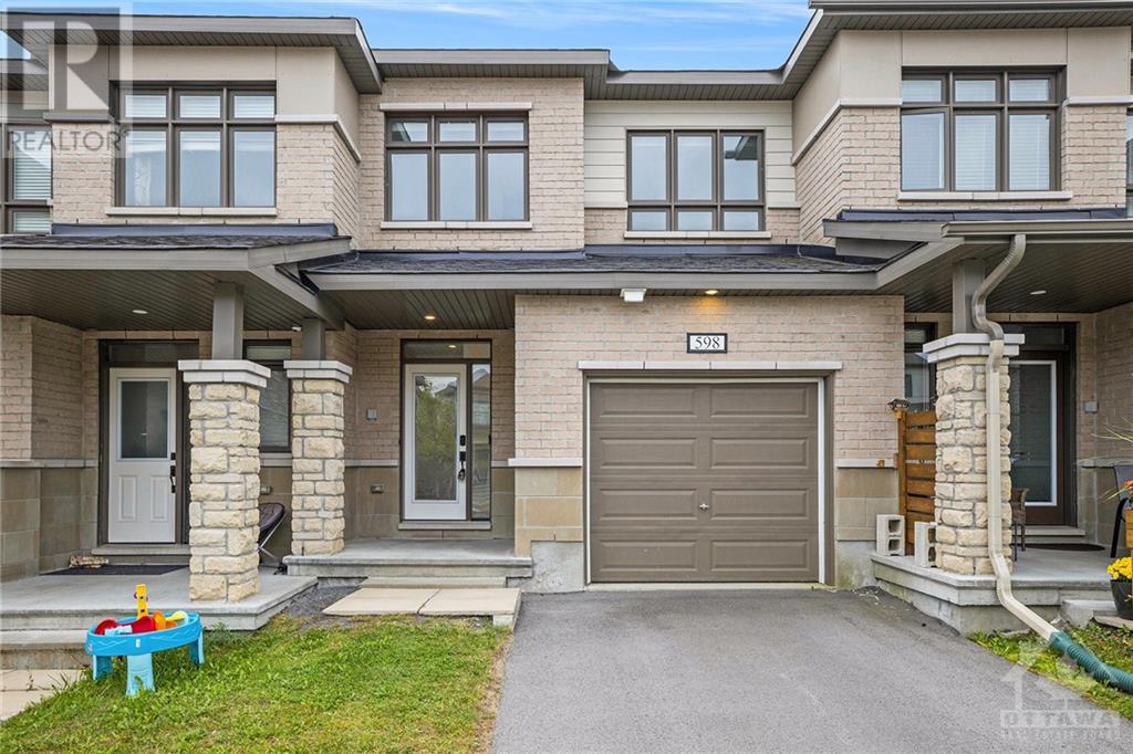 598 PARADE DRIVE, stittsville, Ontario