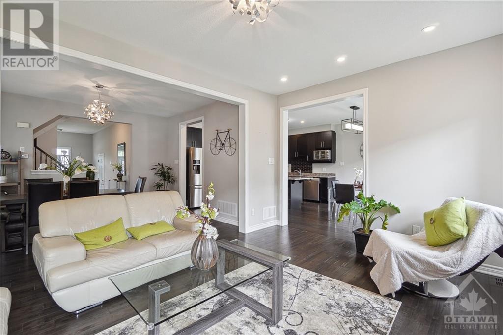 659 Dundonald Drive, Ottawa, Ontario  K2J 6C6 - Photo 6 - 1359651
