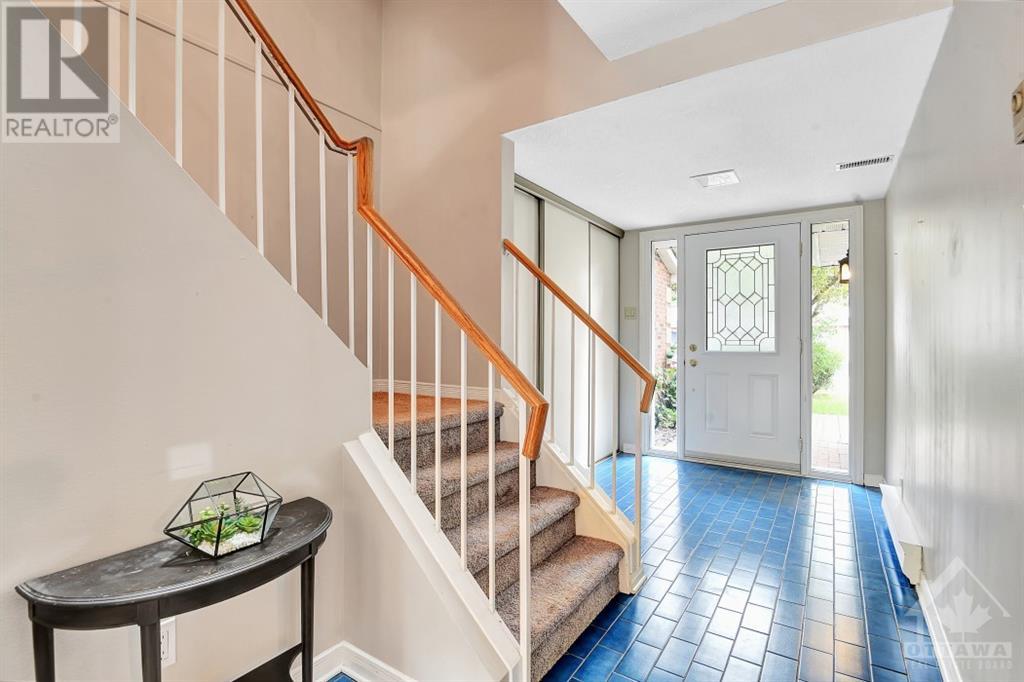 60 Arbordale Crescent, Ottawa, Ontario  K2G 5C9 - Photo 5 - 1361049