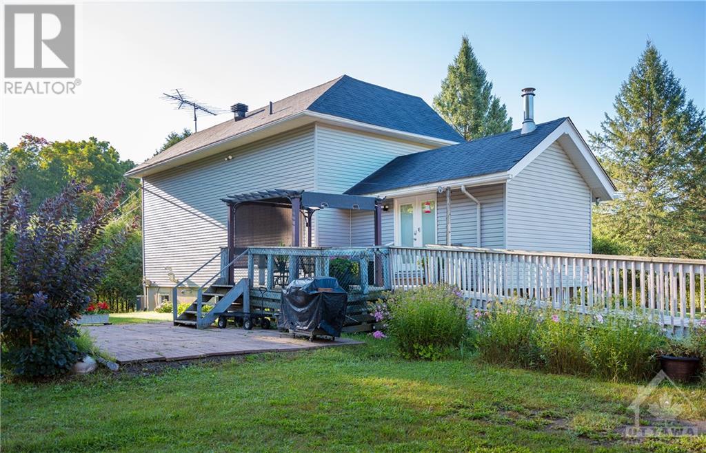 1025 County Rd 44 Road, Kemptville, Ontario  K0G 1J0 - Photo 22 - 1359468