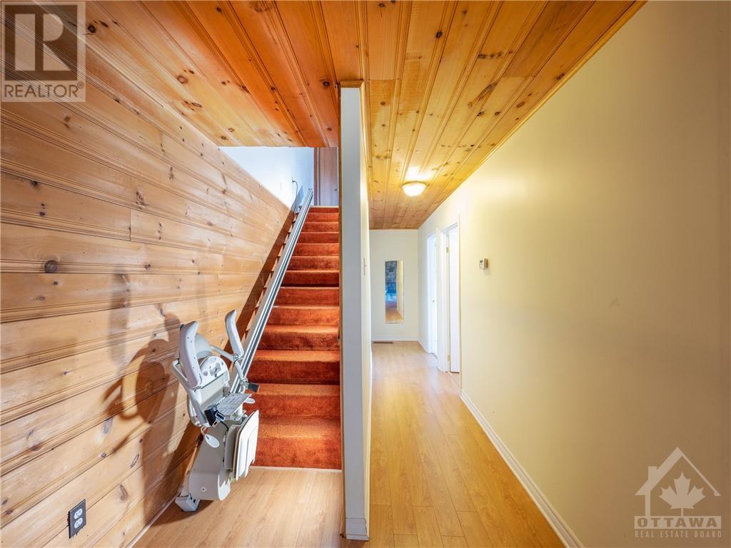 1025 County Rd 44 Road, Kemptville, Ontario  K0G 1J0 - Photo 9 - 1359468