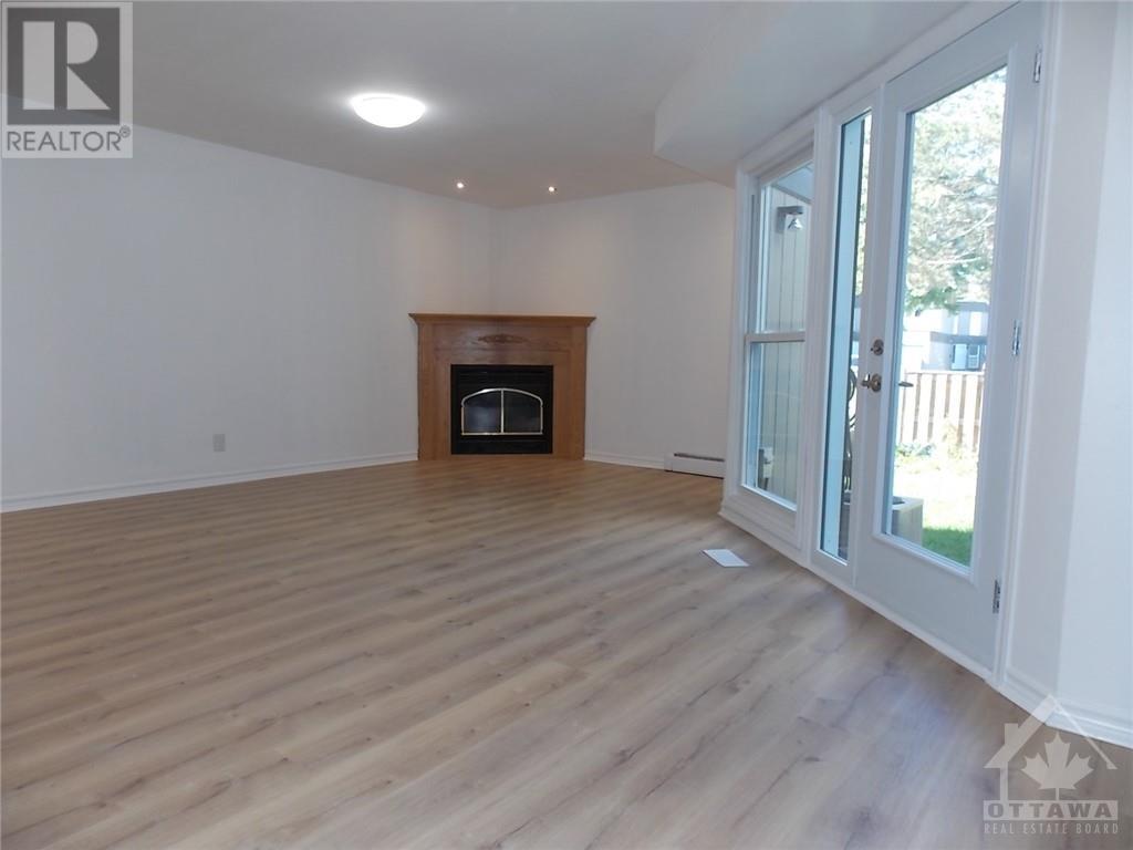 99 Compata Way, Ottawa, Ontario  K1B 4X1 - Photo 2 - 1360819