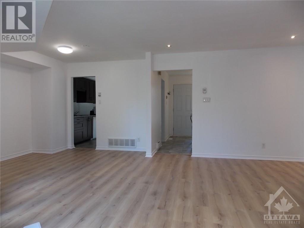 99 Compata Way, Ottawa, Ontario  K1B 4X1 - Photo 4 - 1360819