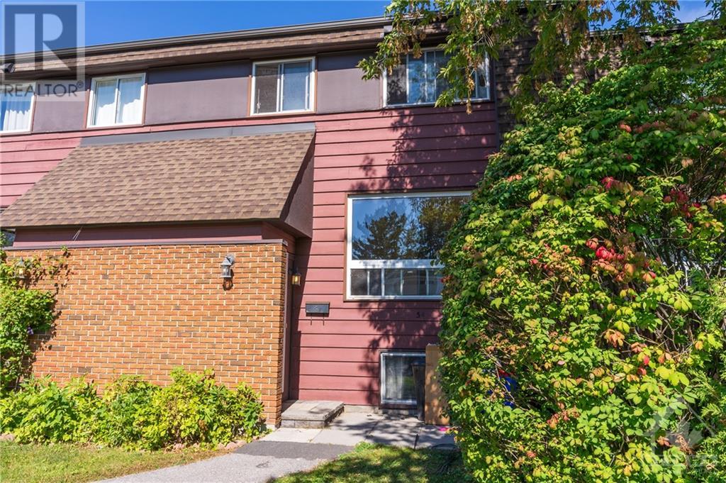 3 BANNER ROAD UNIT#E, ottawa, Ontario