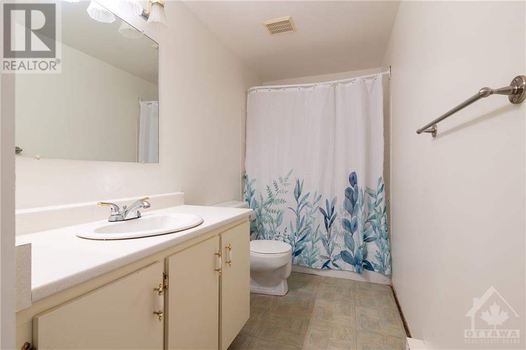 3 Banner Road Unit#e, Ottawa, Ontario  K2H 8T3 - Photo 23 - 1360513
