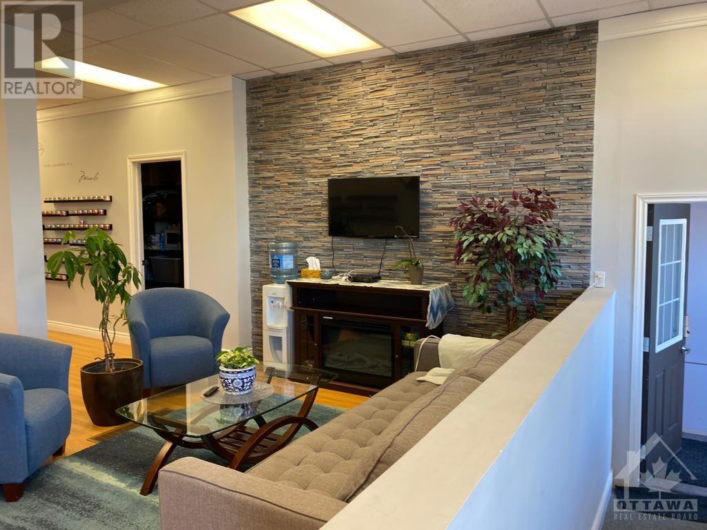 2564 St Joseph Boulevard, Orleans, Ontario  K1C 1G3 - Photo 18 - 1361129