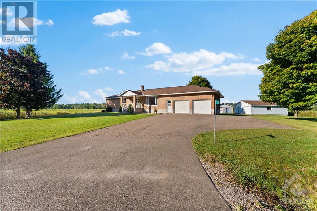 1491 Scheel Drive, Arnprior, Ontario  K0A 1G0 - Photo 2 - 1360721