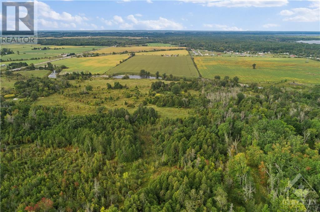 4825 Canon Smith Drive, Fitzroy Harbour, Ontario  K0A 1X0 - Photo 18 - 1361147