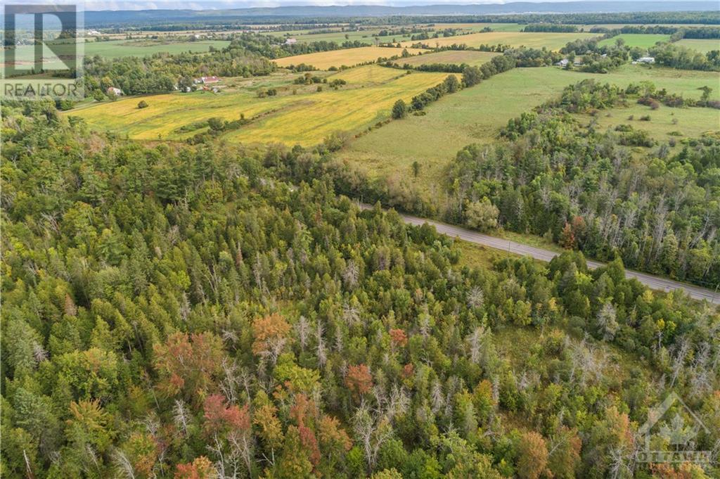 4835 Canon Smith Drive, Fitzroy Harbour, Ontario  K0A 1X0 - Photo 14 - 1361143