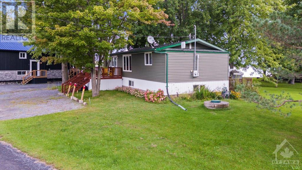 2919 Old Highway 17 Road Unit#4, Clarence-Rockland, Ontario  K4K 1W1 - Photo 2 - 1361160