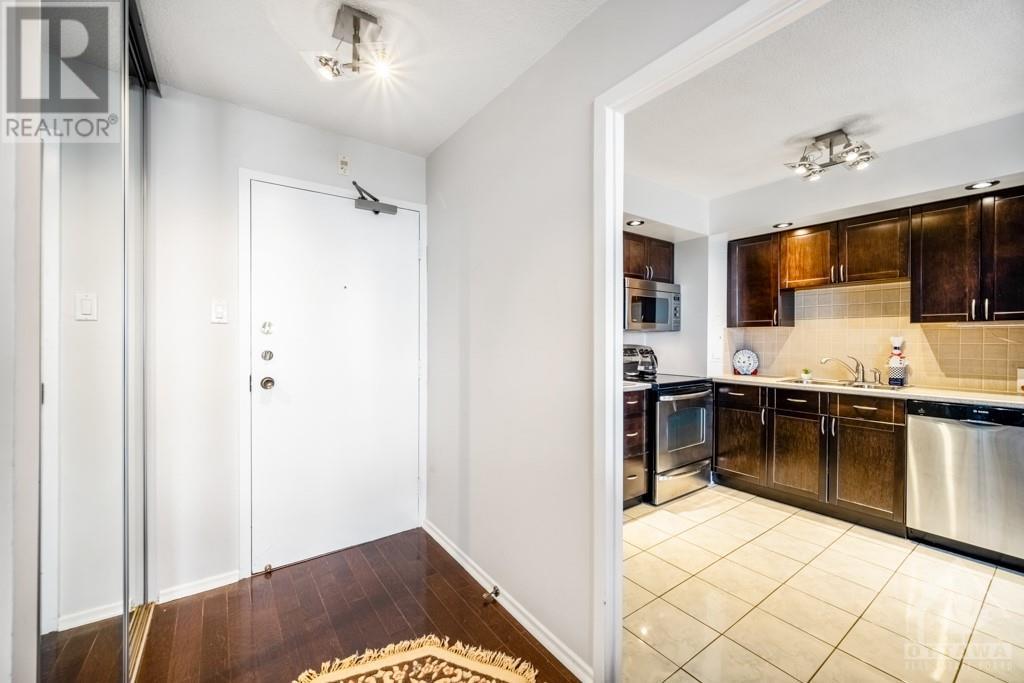 2951 Riverside Drive Unit#1001, Ottawa, Ontario  K1V 8W6 - Photo 8 - 1361187