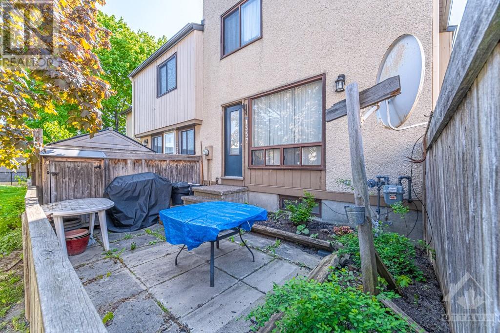 1357 Bethamy Lane, Ottawa, Ontario  K1J 8P6 - Photo 5 - 1361288