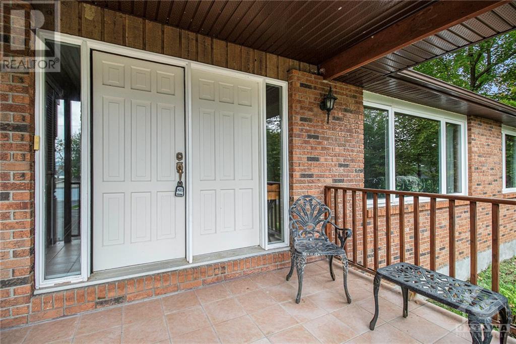 3919 Armitage Avenue, Ottawa, Ontario  K0A 1T0 - Photo 3 - 1361054