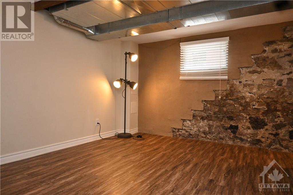 36 Gwynne Avenue Unit#b, Ottawa, Ontario  K1Y 1W9 - Photo 8 - 1361423