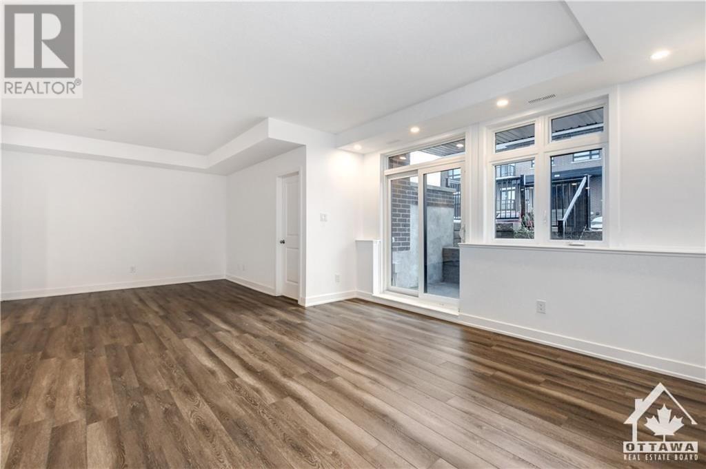 310 Tulum Crescent Unit#c, Ottawa, Ontario  K2S 2Y4 - Photo 5 - 1360750