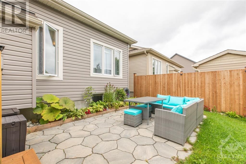 265 Opale Street, Rockland, Ontario  K4K 0G2 - Photo 7 - 1360570
