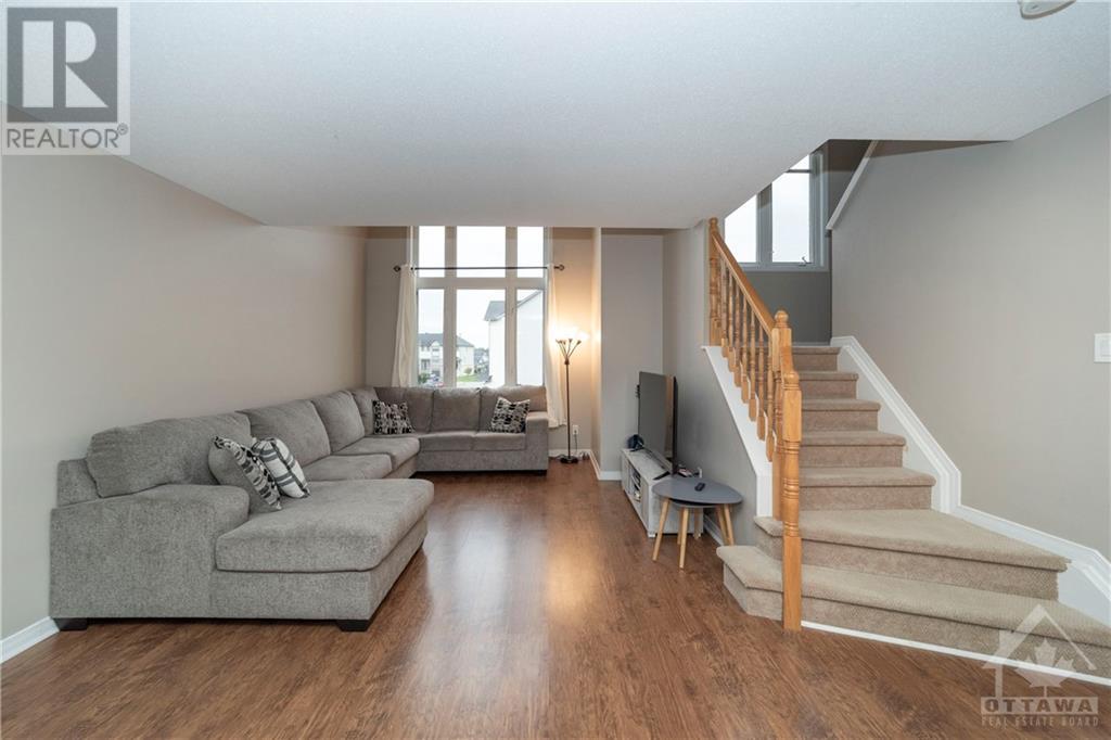 386 Galston Private, Ottawa, Ontario  K1W 0G3 - Photo 4 - 1361589