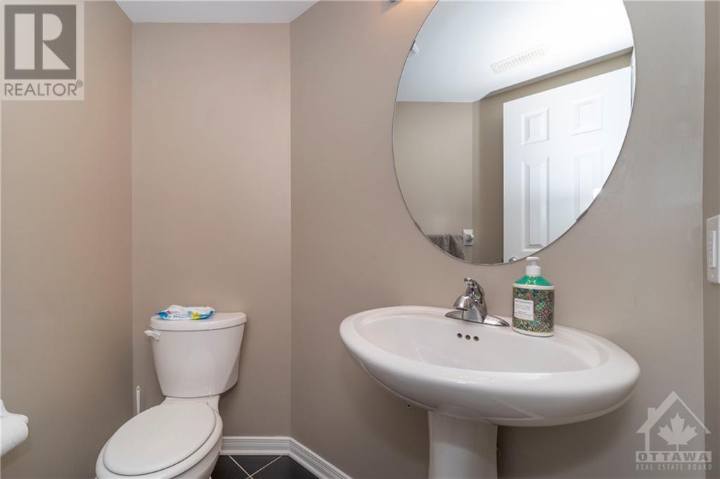 386 Galston Private, Ottawa, Ontario  K1W 0G3 - Photo 9 - 1361589