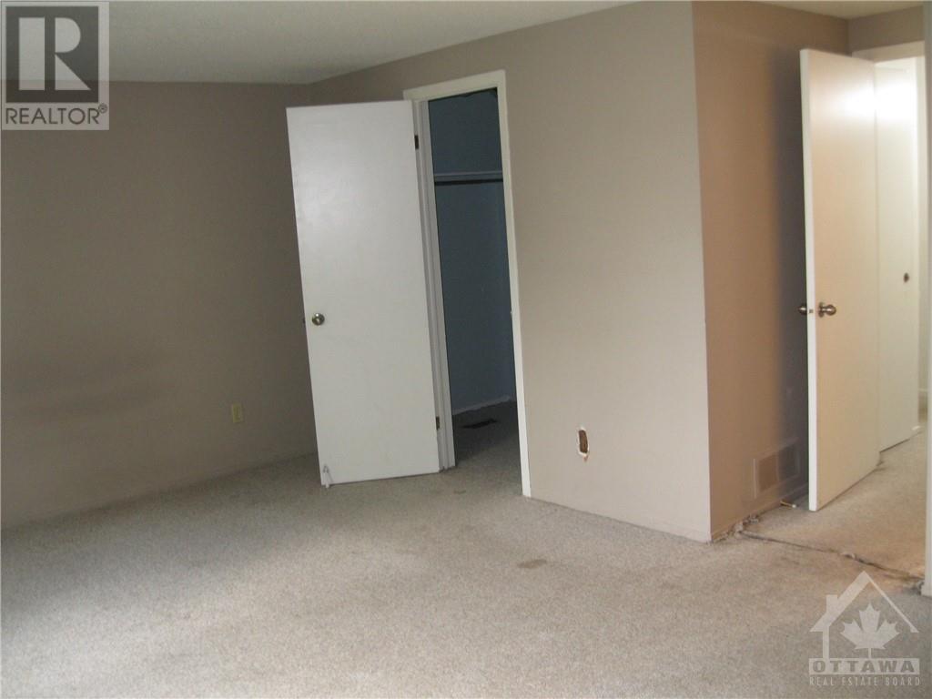 14 Offenbach Lane Unit#e, Ottawa, Ontario  K2G 4Z9 - Photo 14 - 1361384