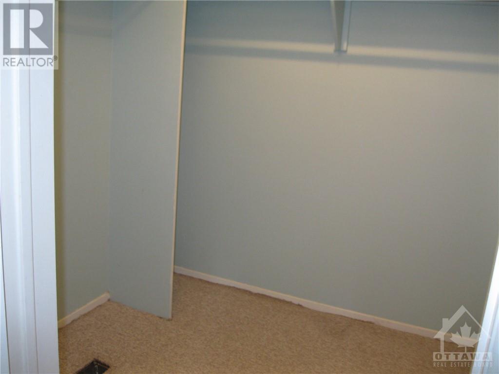 14 Offenbach Lane Unit#e, Ottawa, Ontario  K2G 4Z9 - Photo 16 - 1361384