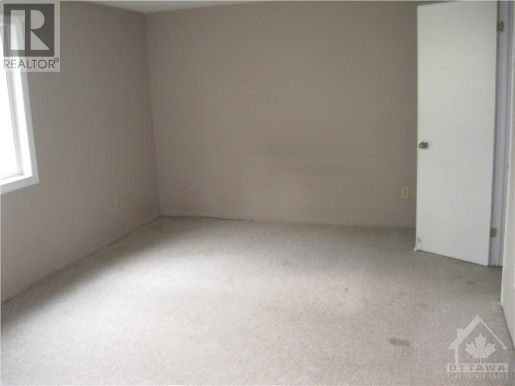 14 Offenbach Lane Unit#e, Ottawa, Ontario  K2G 4Z9 - Photo 20 - 1361384