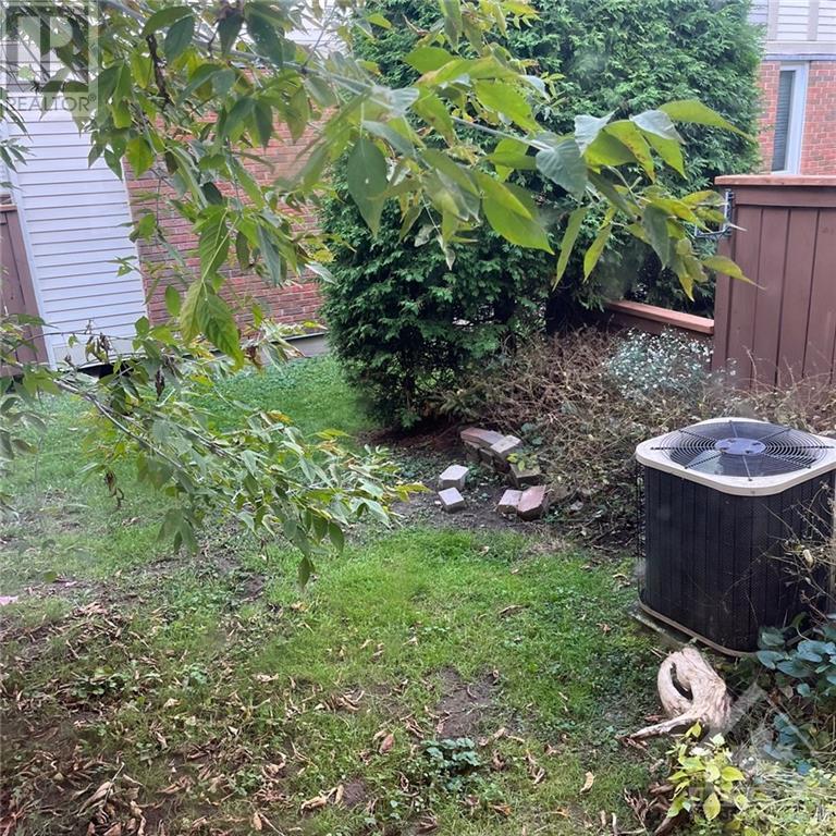 14 Offenbach Lane Unit#e, Ottawa, Ontario  K2G 4Z9 - Photo 27 - 1361384