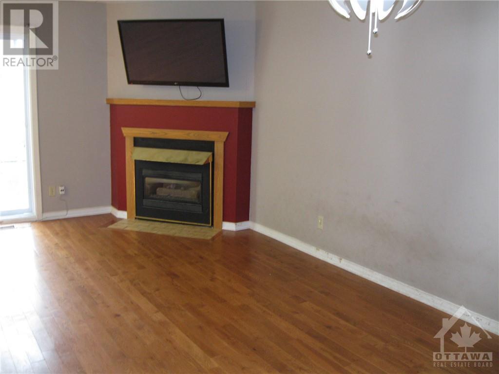 14 Offenbach Lane Unit#e, Ottawa, Ontario  K2G 4Z9 - Photo 8 - 1361384