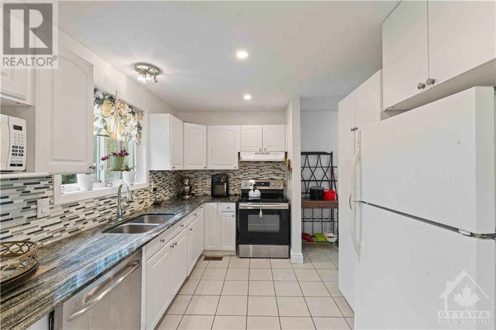 207 Equestrian Drive, Ottawa, Ontario  K2M 1A5 - Photo 9 - 1361639