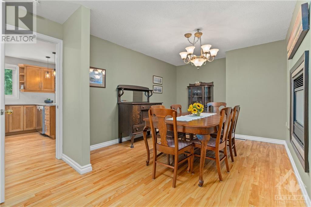 15 Brodeur Crescent, Kanata, Ontario  K2L 1Z2 - Photo 6 - 1361276