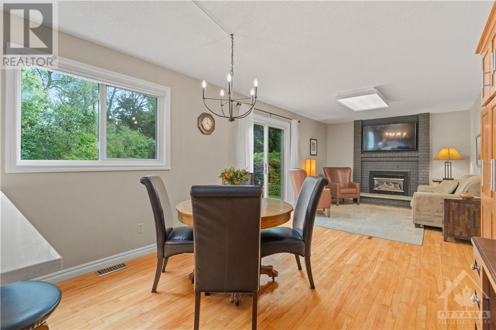 15 Brodeur Crescent, Kanata, Ontario  K2L 1Z2 - Photo 9 - 1361276