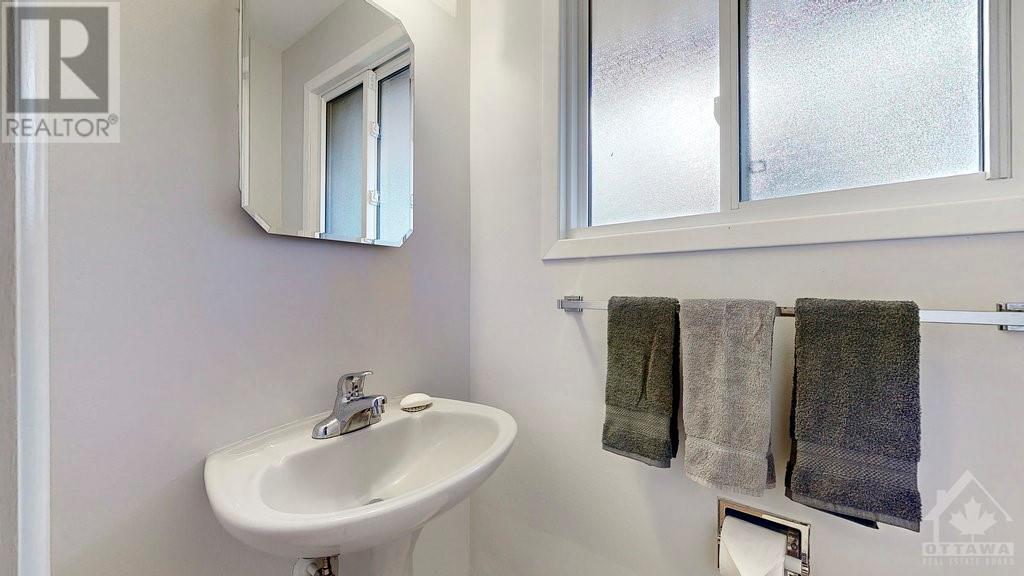 30 Mayo Avenue, Ottawa, Ontario  K2E 6X5 - Photo 20 - 1361283