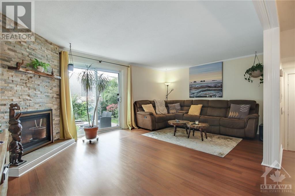 26 Vanessa Terrace, Ottawa, Ontario  K2J 2J8 - Photo 3 - 1359898