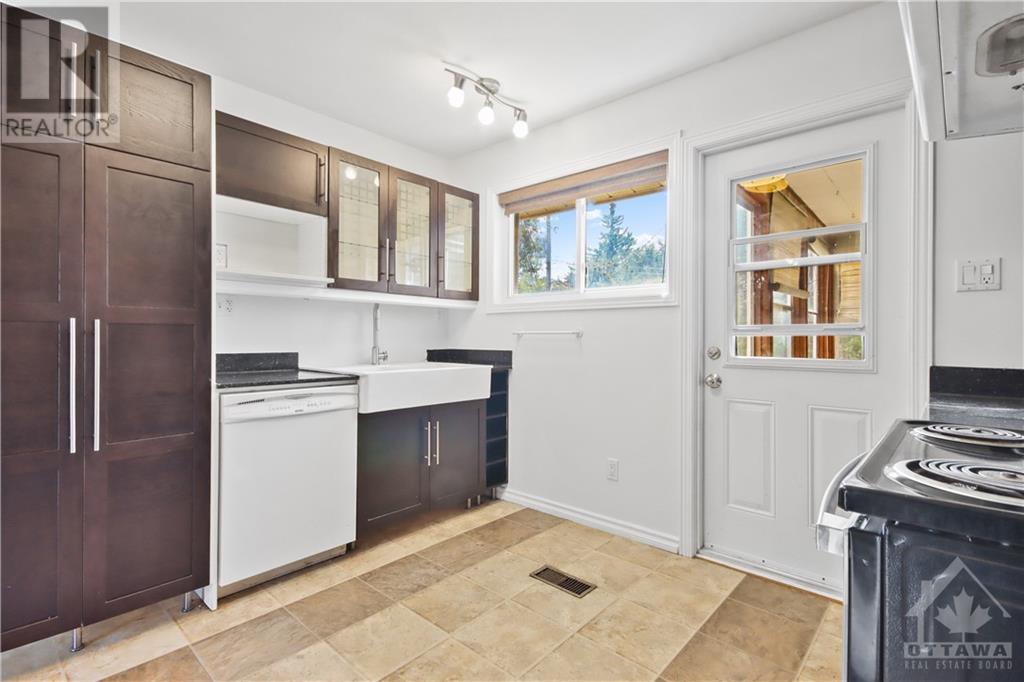 66 Inverness Avenue, Ottawa, Ontario  K2E 6N9 - Photo 13 - 1361686