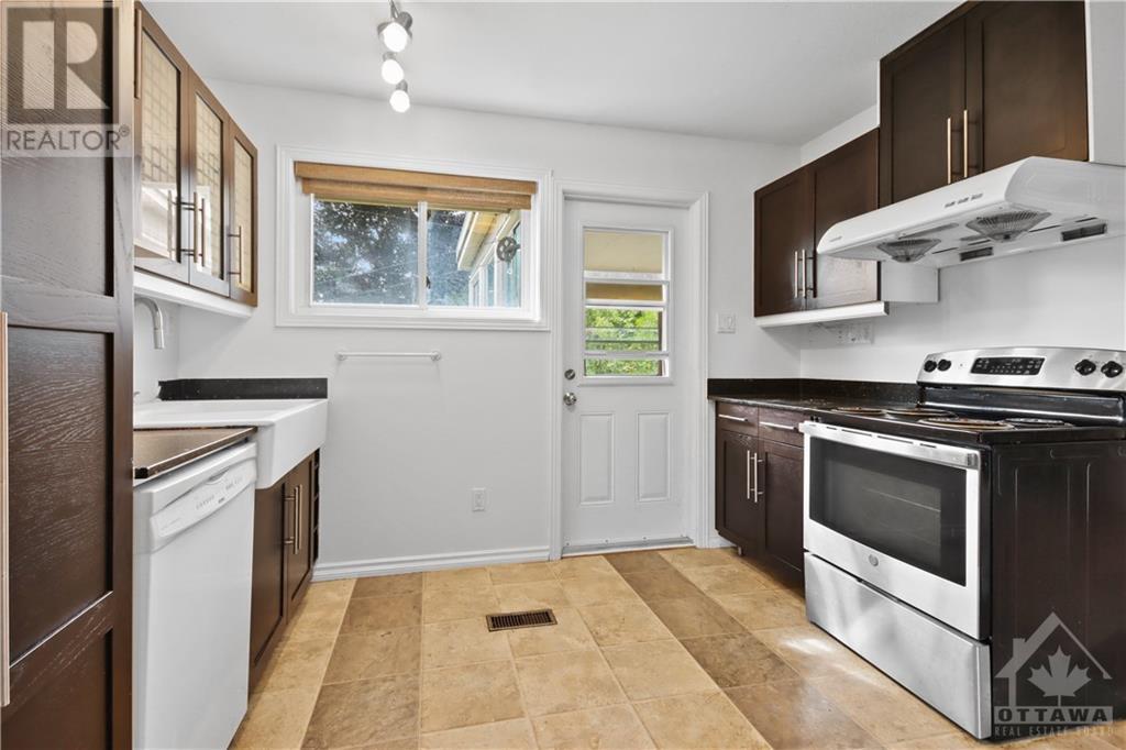 66 Inverness Avenue, Ottawa, Ontario  K2E 6N9 - Photo 14 - 1361686