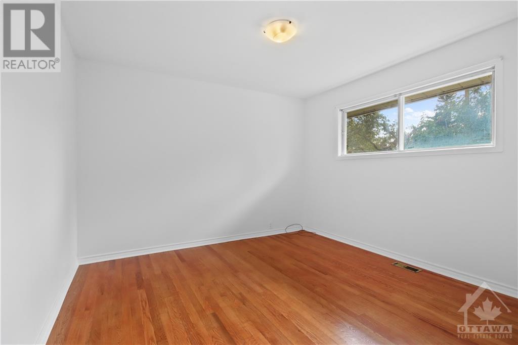66 Inverness Avenue, Ottawa, Ontario  K2E 6N9 - Photo 19 - 1361686