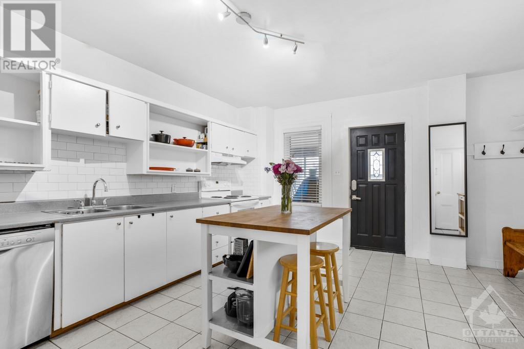 207 Rochester Street, Ottawa, Ontario  K1R 7M7 - Photo 12 - 1360905