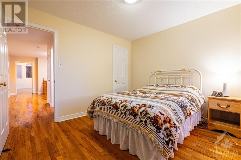 2 Bradley Farm Court, Ottawa, Ontario  K2L 4B5 - Photo 13 - 1361496