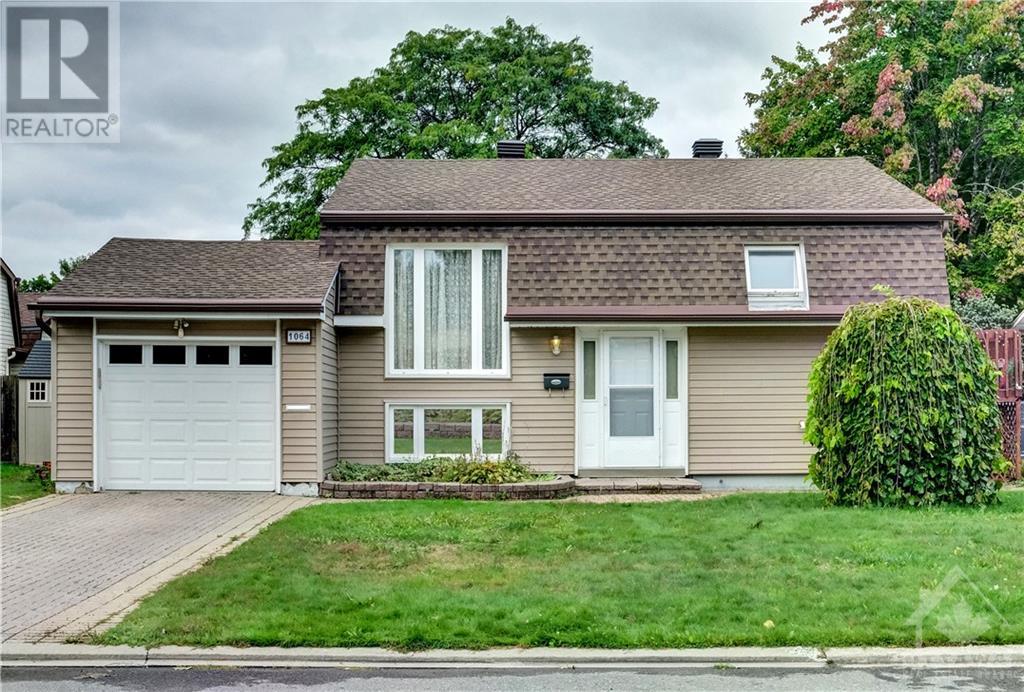 1064 BOURGET AVENUE, ottawa, Ontario