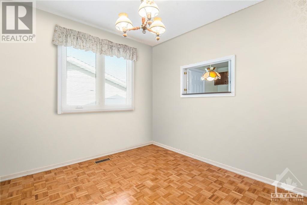 1064 Bourget Avenue, Ottawa, Ontario  K1J 8C2 - Photo 13 - 1360855