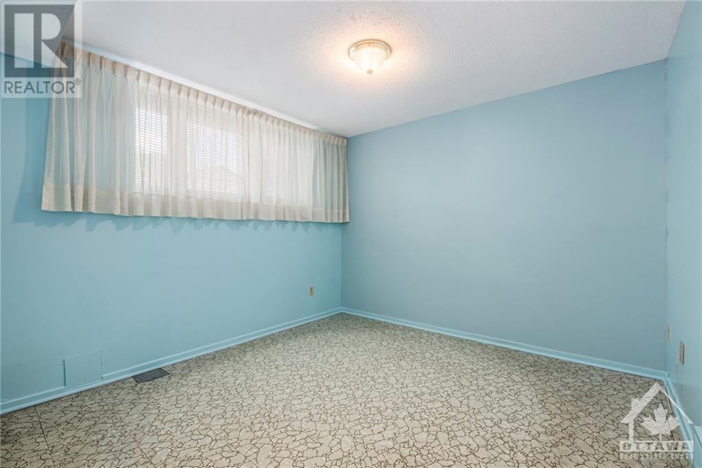 1064 Bourget Avenue, Ottawa, Ontario  K1J 8C2 - Photo 18 - 1360855