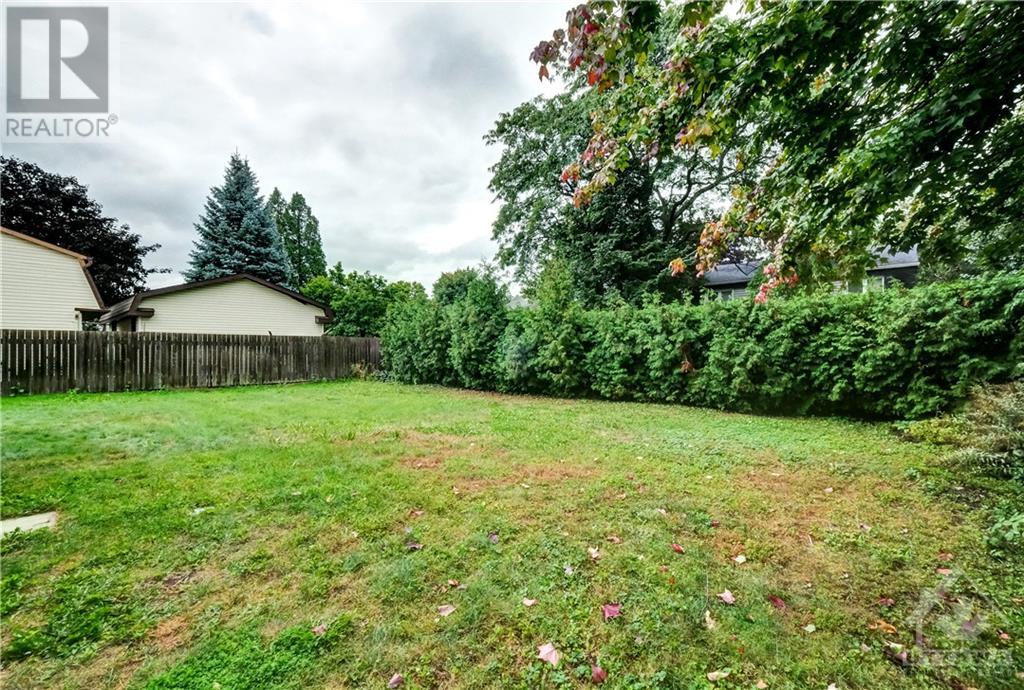 1064 Bourget Avenue, Ottawa, Ontario  K1J 8C2 - Photo 25 - 1360855
