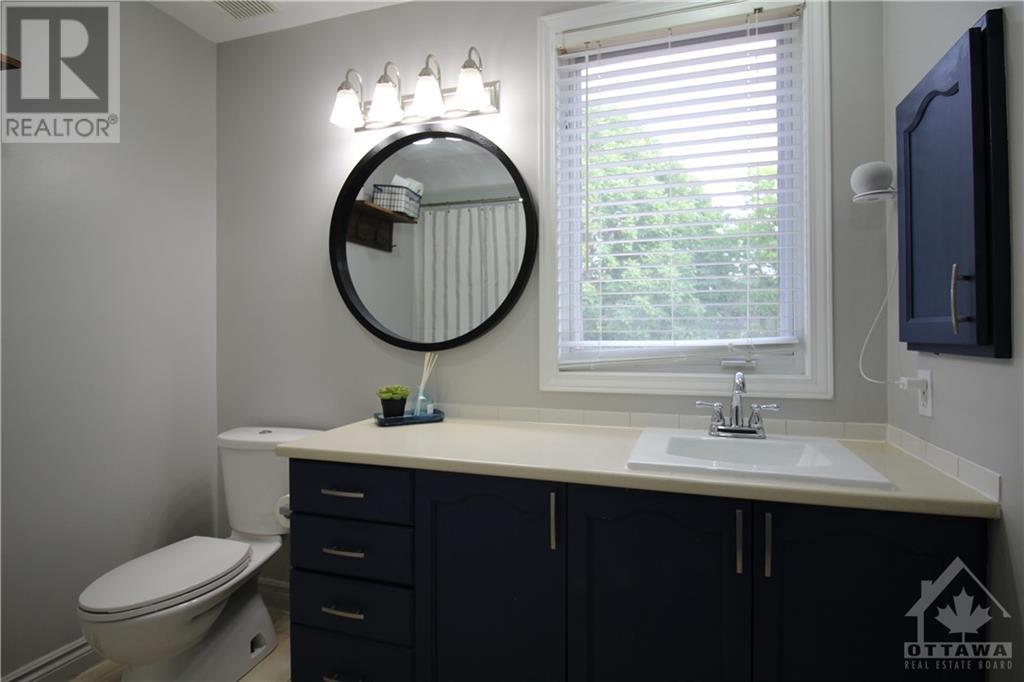 49 Emerald Meadows Drive E, Ottawa, Ontario  K2M 2L5 - Photo 29 - 1358309