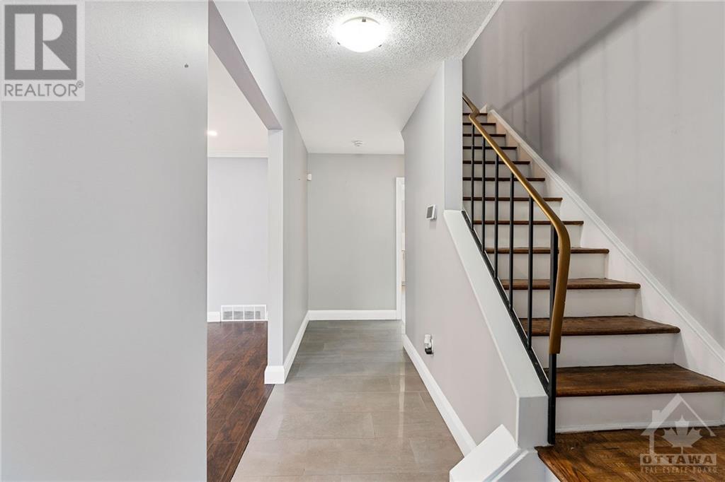 1536 Prestwick Drive, Orleans, Ontario  K1E 1S5 - Photo 4 - 1361868