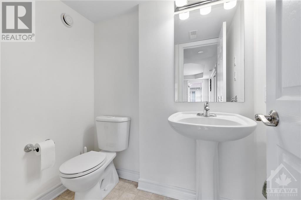 585 Stonefield Private Unit#8, Ottawa, Ontario  K2G 4R4 - Photo 11 - 1361793