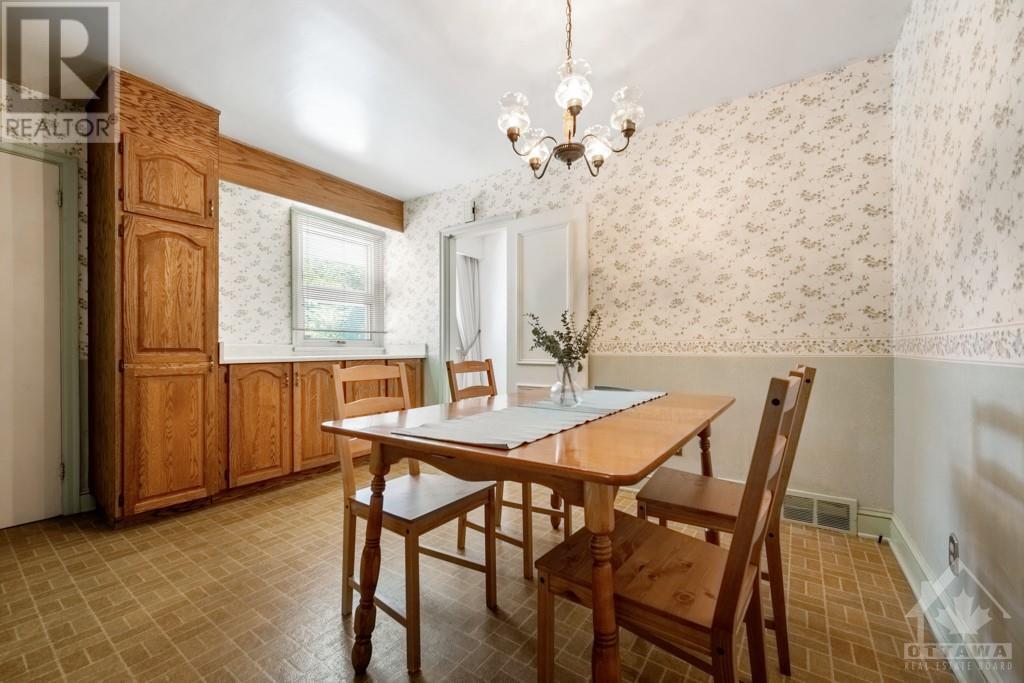 170 Lakeway Drive, Ottawa, Ontario  K1L 5B3 - Photo 10 - 1361350
