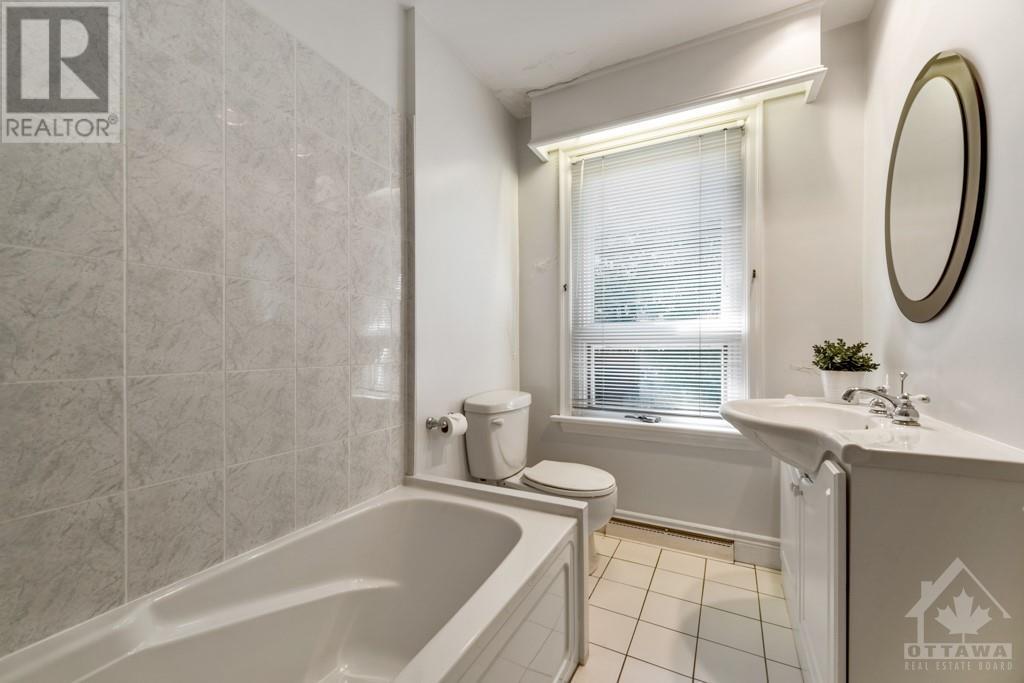 170 Lakeway Drive, Ottawa, Ontario  K1L 5B3 - Photo 19 - 1361350