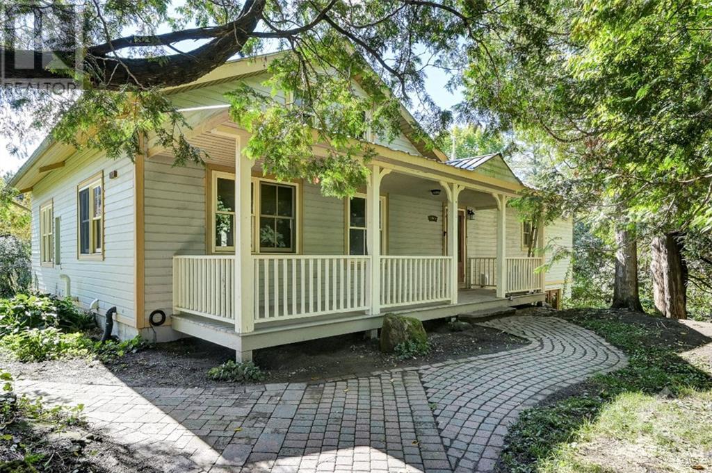 102 HARDING ROAD, lanark, Ontario