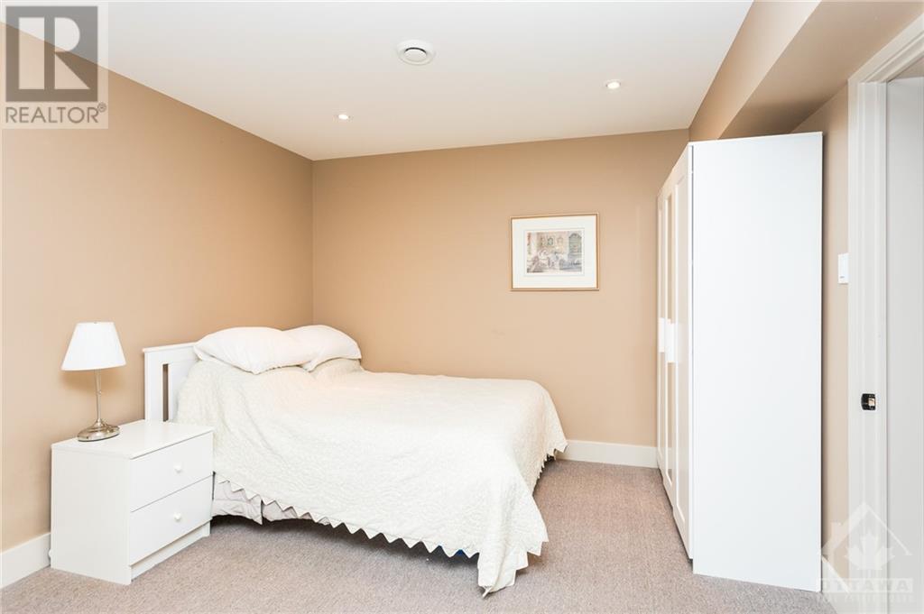 267 Kirchoffer Avenue, Ottawa, Ontario  K2A 1Y1 - Photo 24 - 1361772